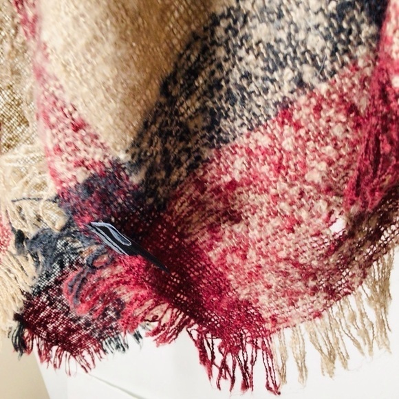 Plaid fringe boho plaid scarf - Picture 2 of 7